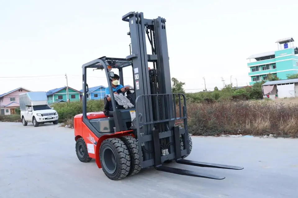 ขับรถยก Forklift 6 ช.ม. (มีใบประกาศฯ กรมพัฒฯ)